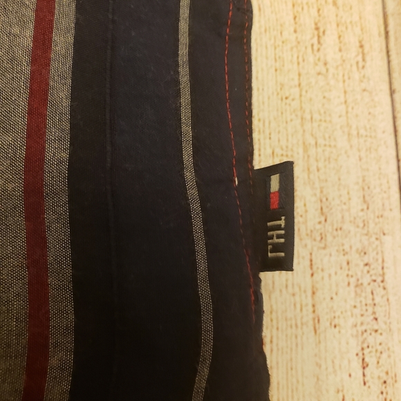 Vintage Tommy Jeans button down shirt - Picture 8 of 8